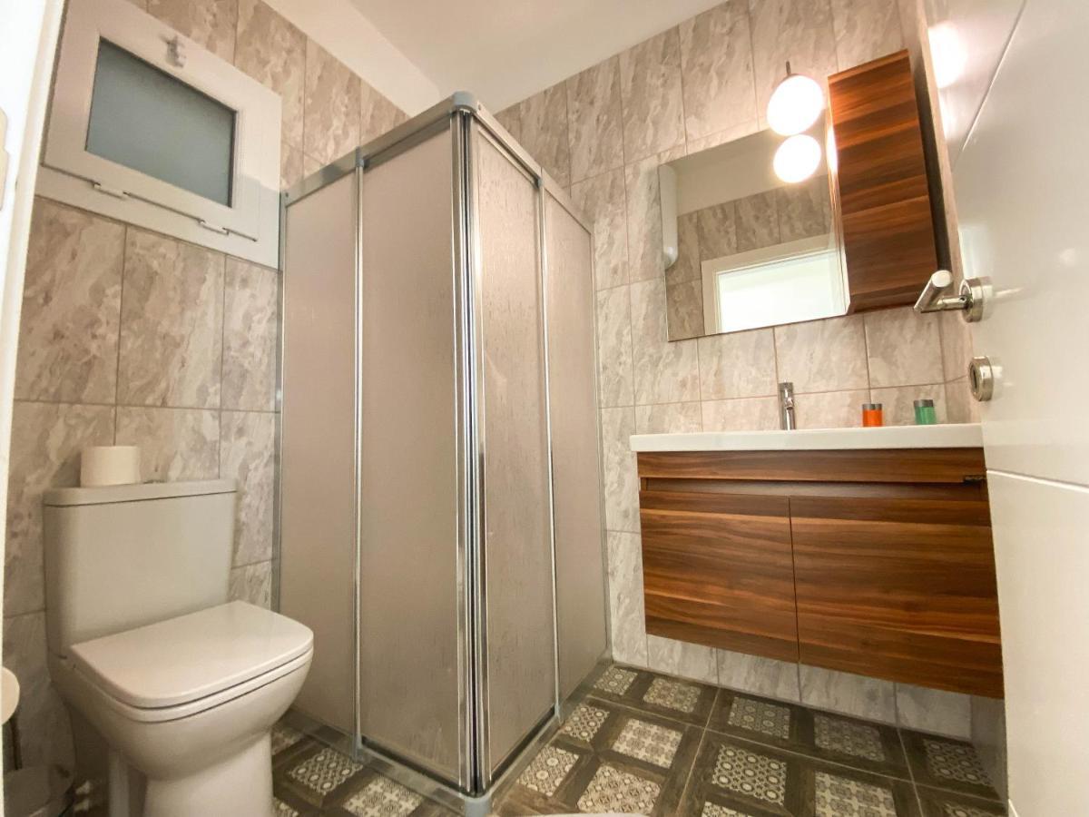 Spartacus Pool Apartments In Caesar Resort & Spa Trikomo Eksteriør bilde